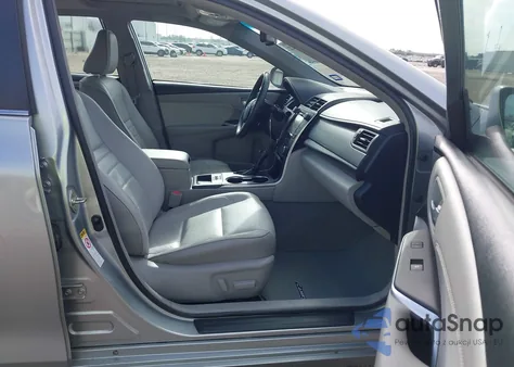 2017 Toyota Camry Xle z USA, uszkodzony, nr VIN 4T1BF1FK1HU769290